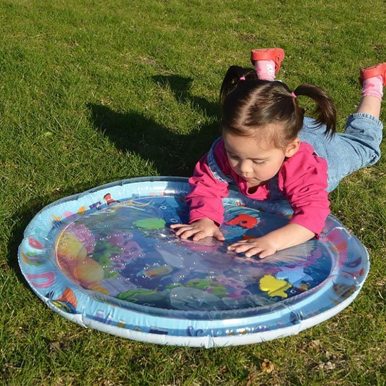 Tapis d'eau bébé | ÉveilSensoriel - Petit Eveil